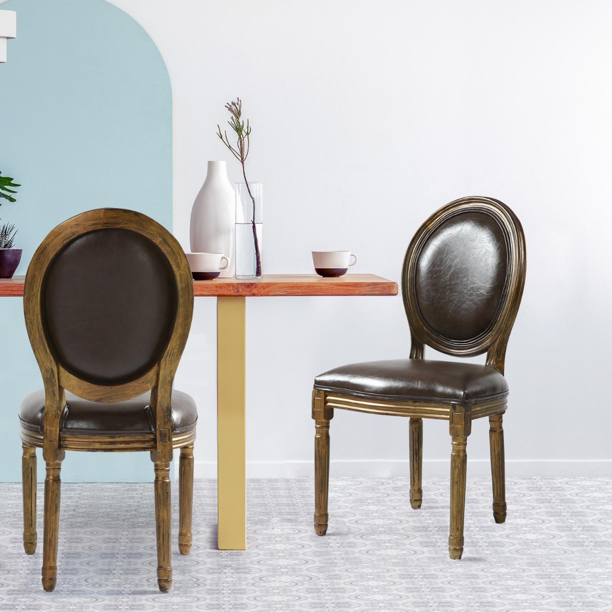 Lot de 2 chaises médaillon Louis XVI Bois massif patiné Or et Simili (P.U) Marron